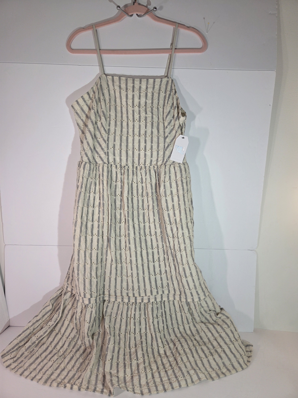 Time and Tru Porcelain Beige Striped Eyelet Midi Dress NWT Large 12-14 Smocked